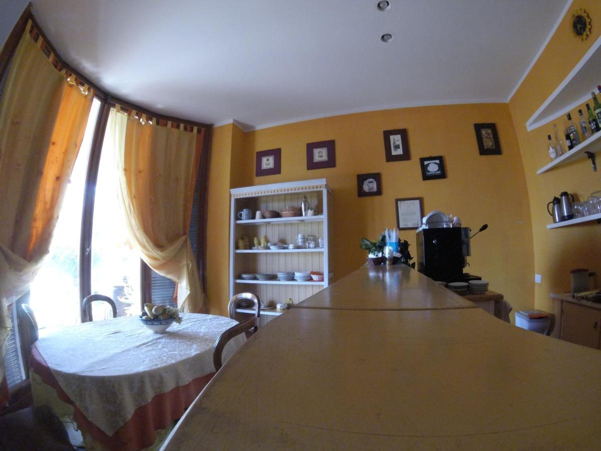 Guest House Villa Di Judighes เชร์เวเตรี ภายนอก รูปภาพ